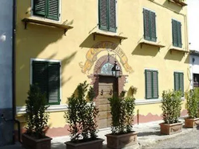 Oda ve Kahvaltı Corte Dei Folletti Lucca
