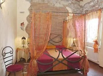 Corte Dei Folletti Oda ve Kahvaltı
